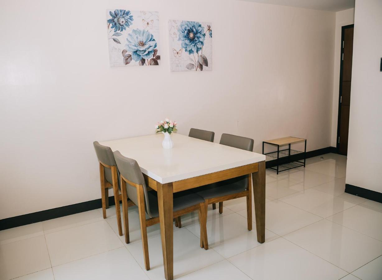 Condo-Mactan Newtown Lapu-Lapu City Esterno foto